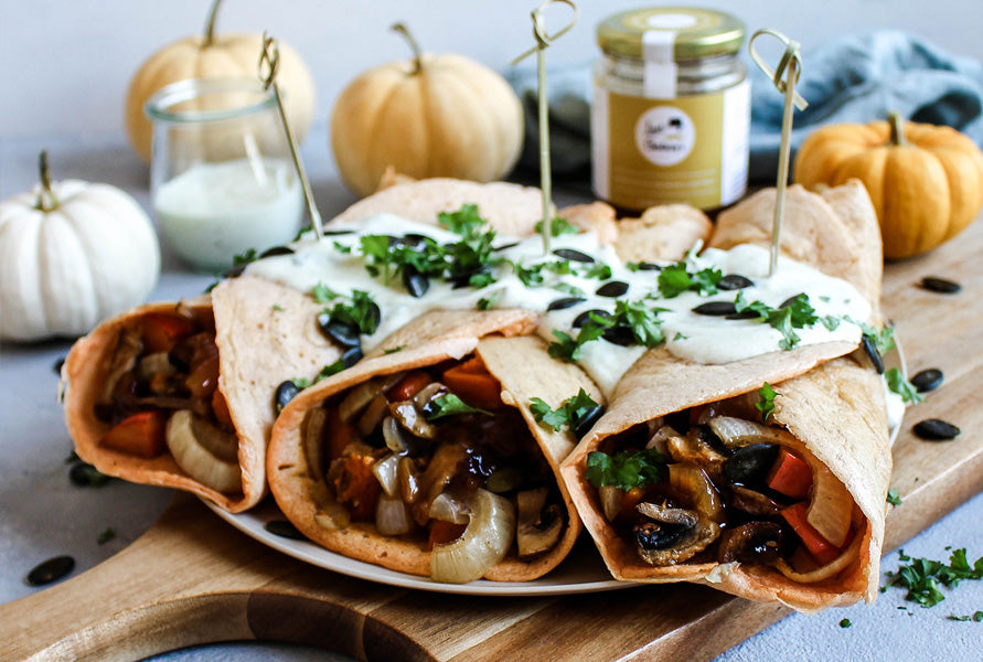 Linsen-Crêpes mit gerösteter Kürbis-Pilz-Füllung